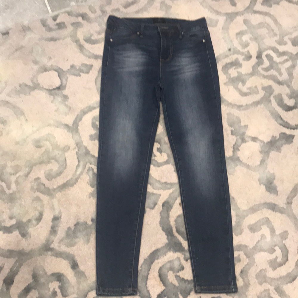 Skinny jeans